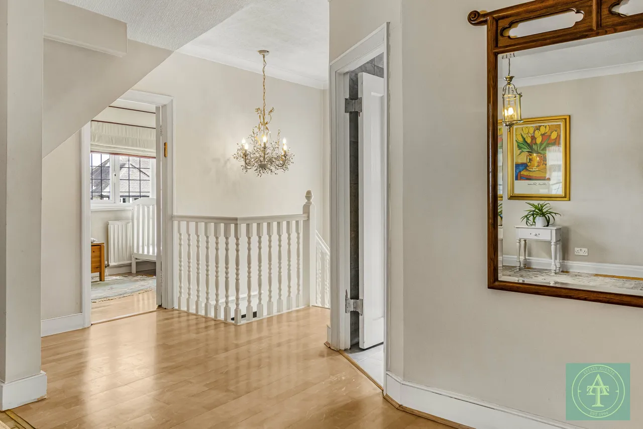 Parkway, Southgate, London, N14, photo 21