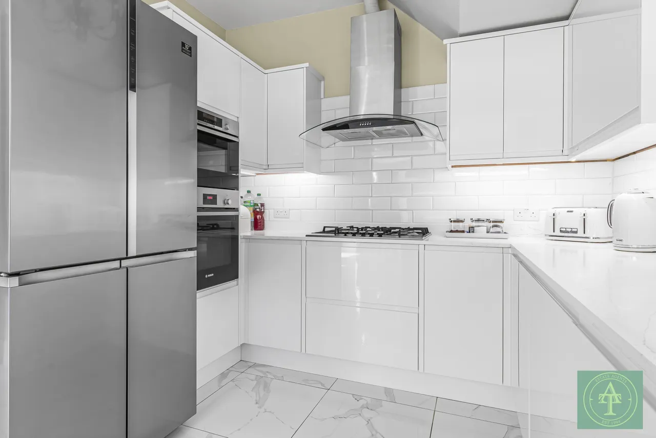 Parkway, Southgate, London, N14, photo 16