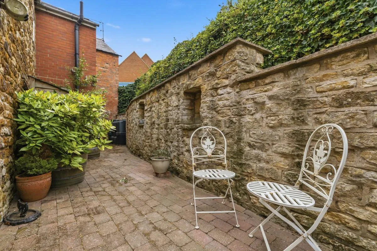 Fosters Booth Road, Pattishall, NN12, photo 34