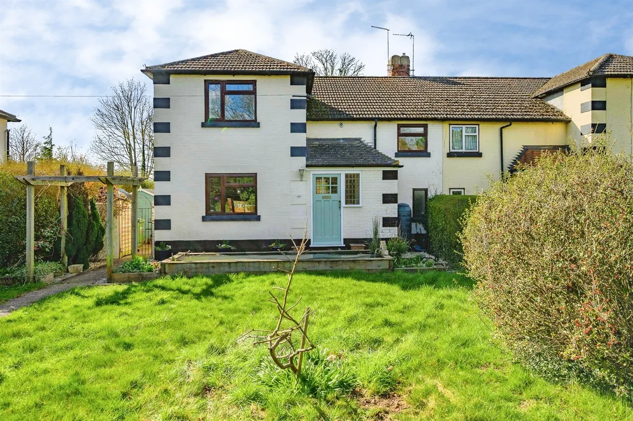 4 bed house for sale — Watling Street, Park Street, St. Albans