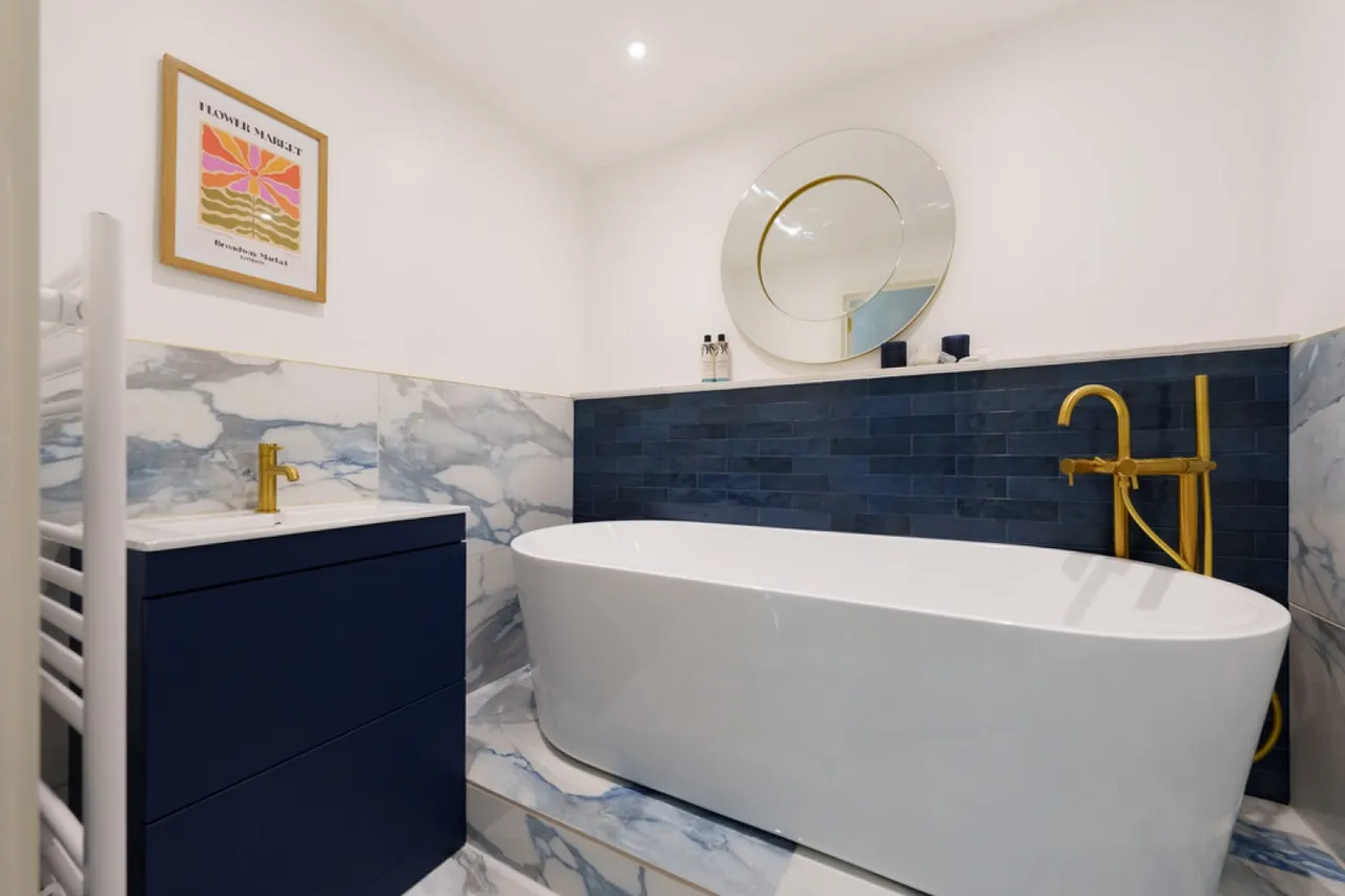 Woodford Road, Snaresbrook, photo 6