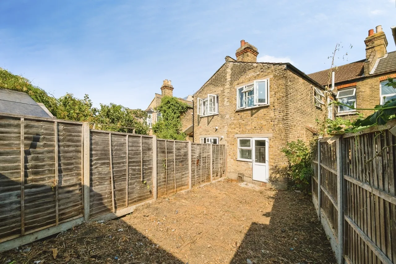 Greenleaf Road, East Ham, London, E6, photo 14