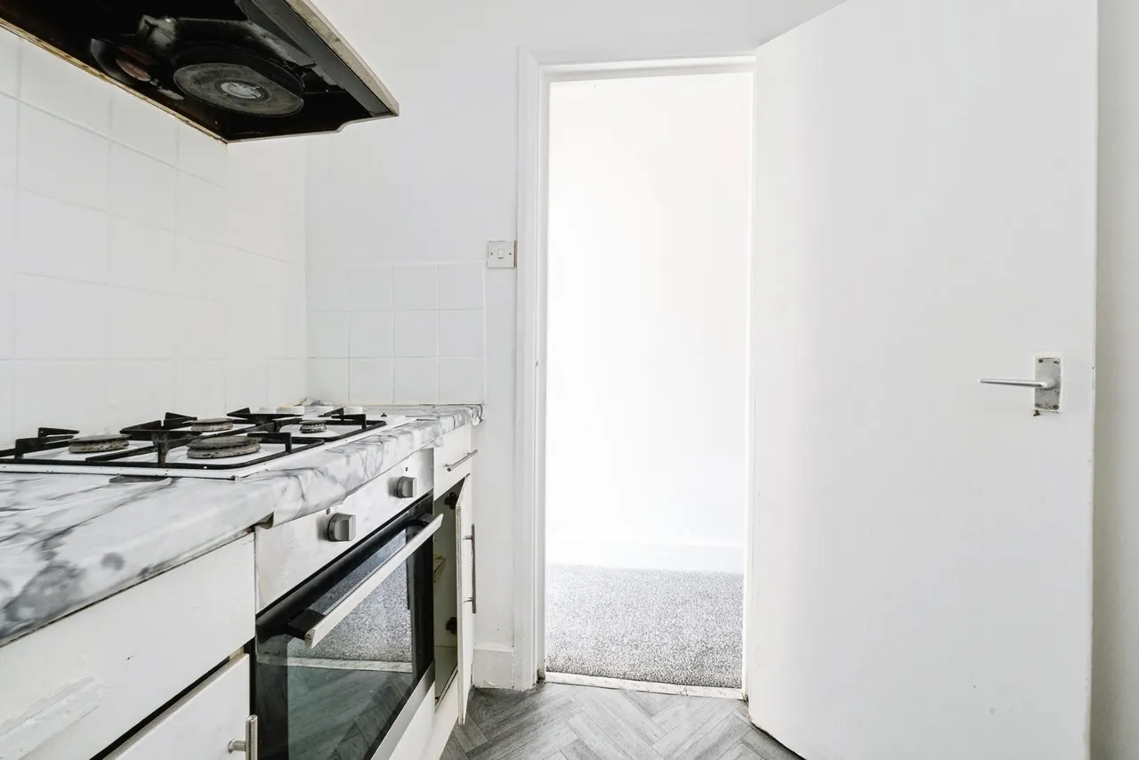 Greenleaf Road, East Ham, London, E6, photo 10