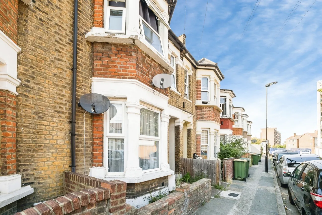 Greenleaf Road, East Ham, London, E6, photo 15