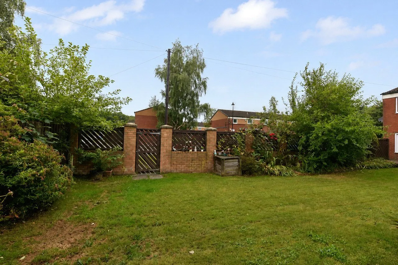 Pendle Drive, Blackburn, Lancashire, BB2, photo 11