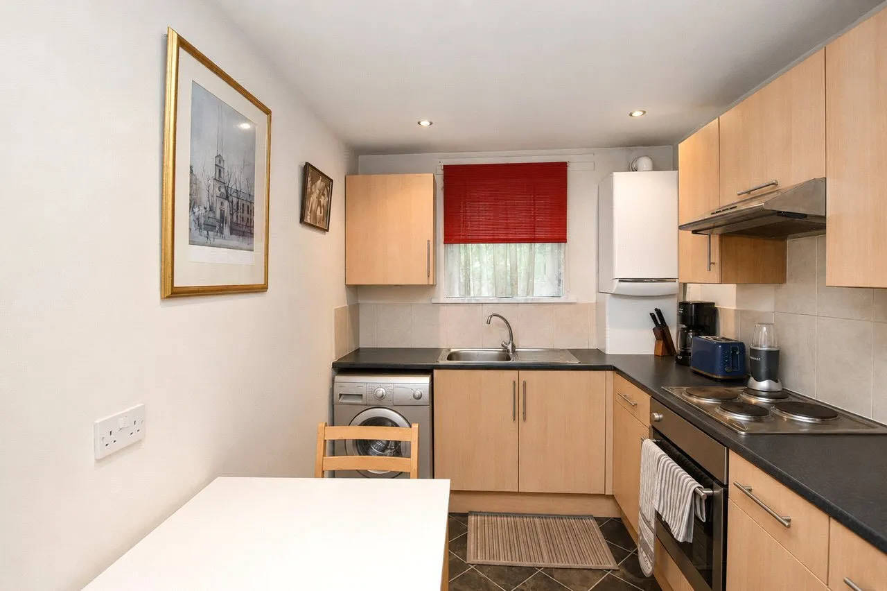 Pendle Drive, Blackburn, Lancashire, BB2, photo 6