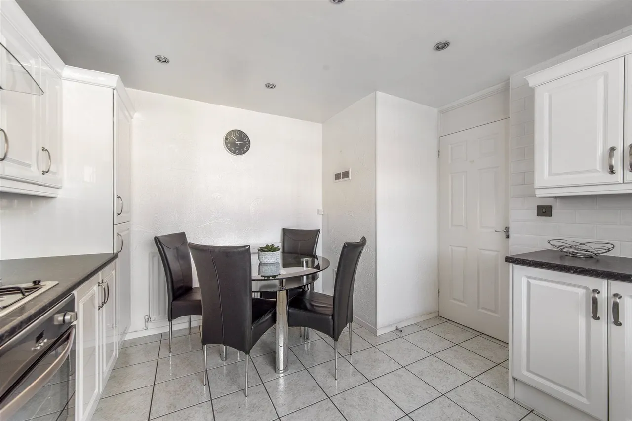 Barlow Close, Rubery, Rednal, Birmingham, B45 0LW, photo 4