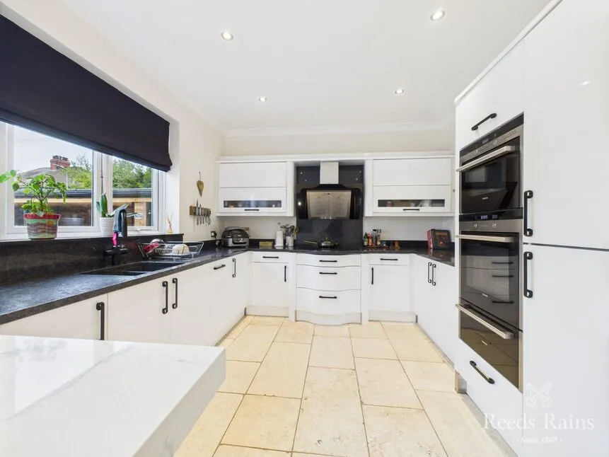4 bed house for sale — Perth Grove, Hartburn, Stockton-On-Tees, Durham, TS18