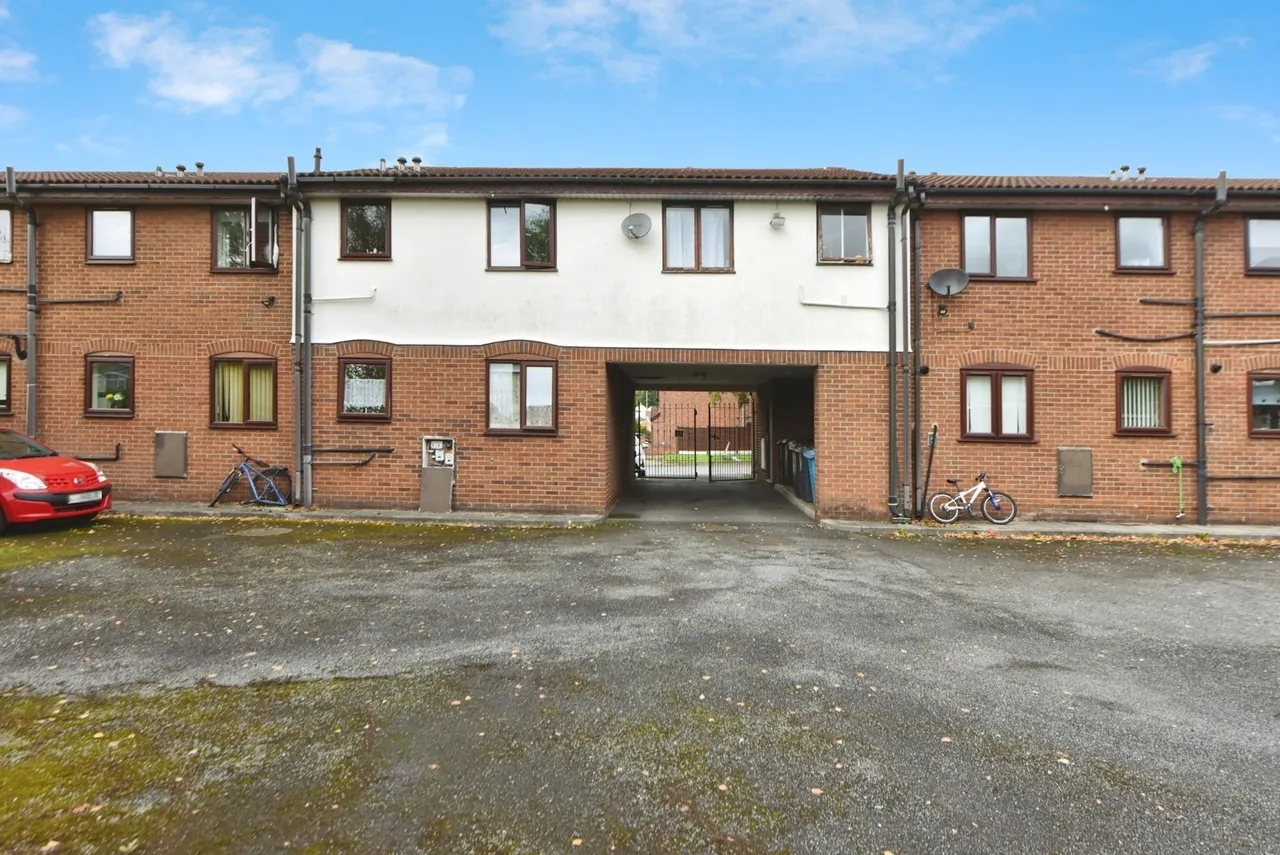 Craignair Court, Hospital Road, Pendlebury, Swinton, M27, photo 8