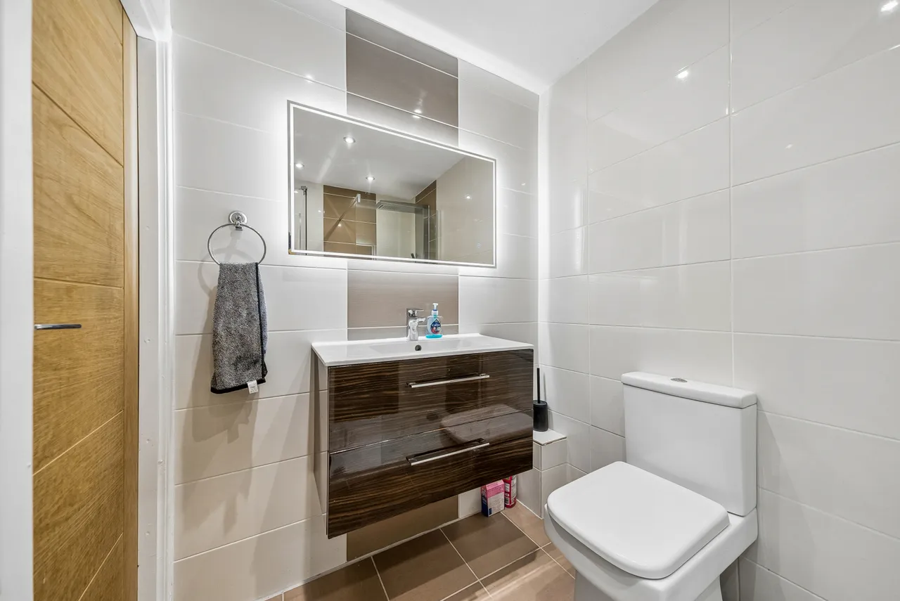 Waverley Street, Main Door, G41, photo 12