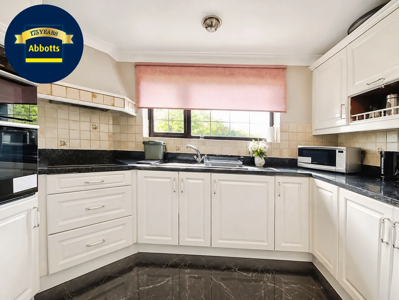 1 bed house to rent — Galleywood Road, Great Baddow - CM2