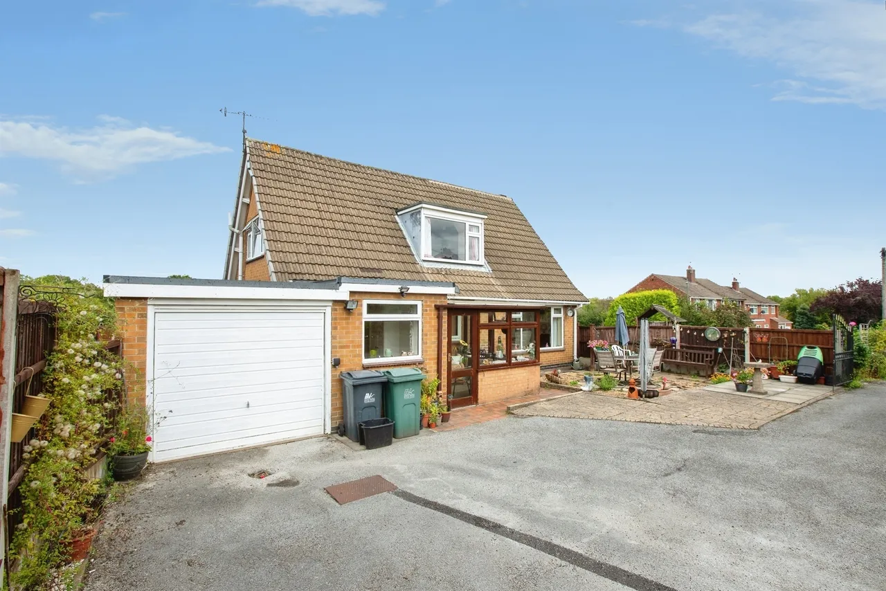 Oaklands Avenue, Heanor, DE75, photo 18