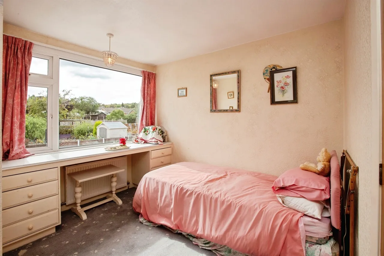 Oaklands Avenue, Heanor, DE75, photo 16