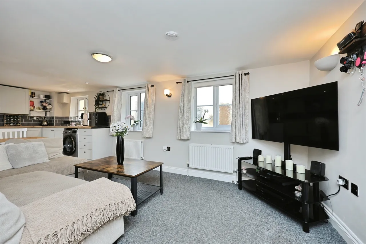 Dereham Road, Watton, IP25, photo 5