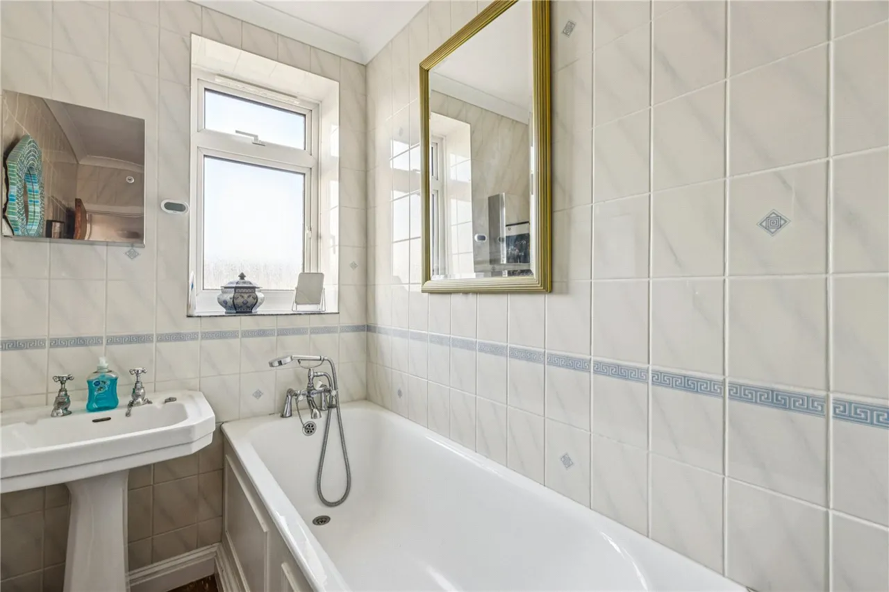 Longlands Court, Westbourne Grove, London, W11, photo 5