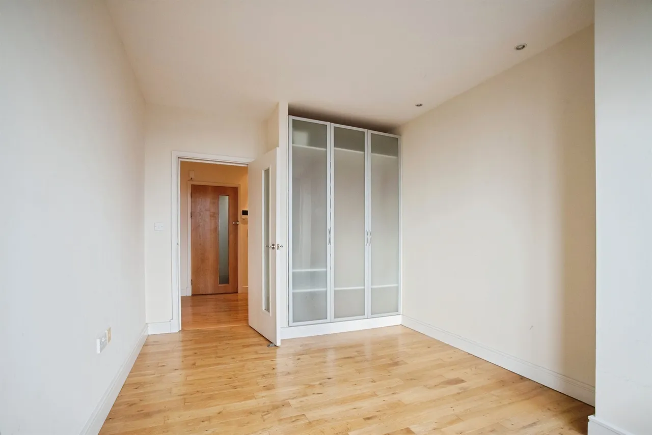 Farnsby Street, Swindon, SN1, photo 4