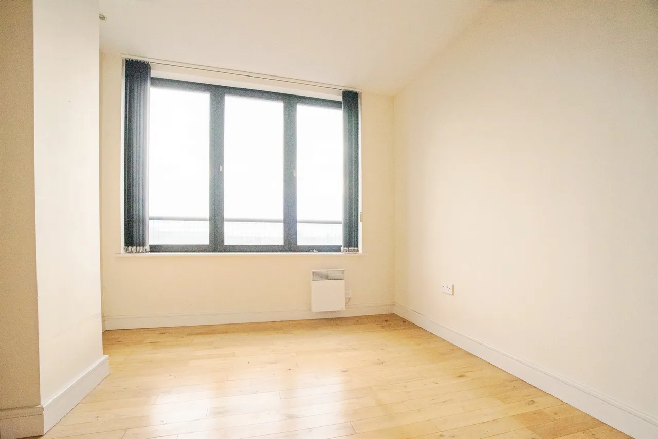 Farnsby Street, Swindon, SN1, photo 8
