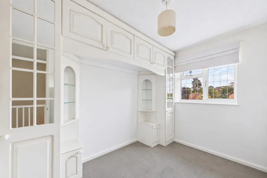 Corbett Drive, Lightwater, GU18, photo 5