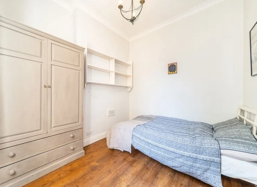 Clapham Road, Clapham, SW9, photo 5
