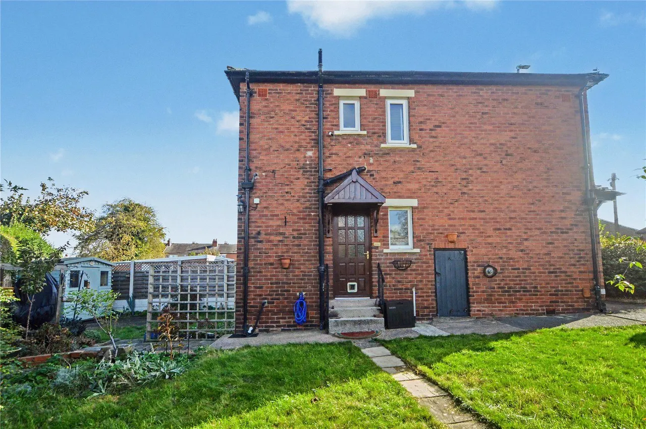 Wood Lane, Rothwell, LS26, photo 10