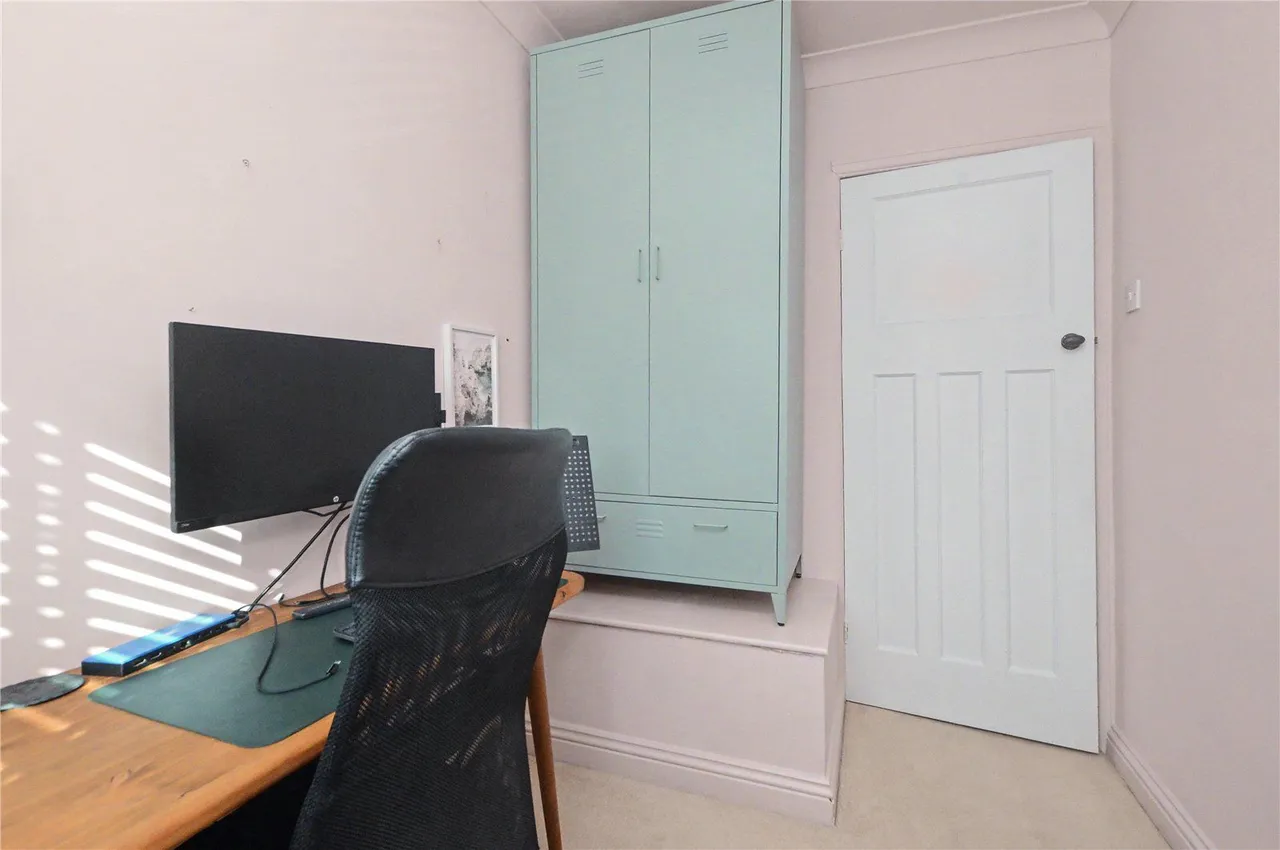 Wood Lane, Rothwell, LS26, photo 19