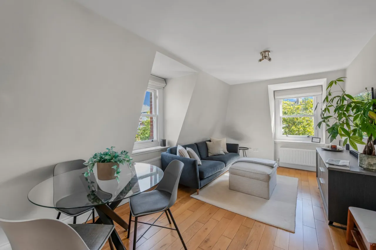 1 bed flat for sale, Cecil House, Wandsworth, SW18