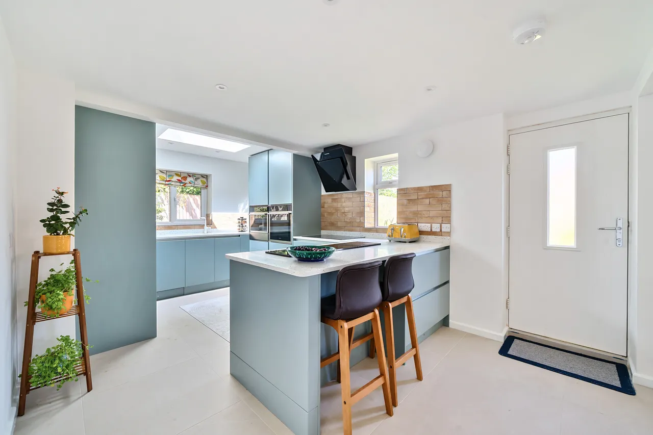 Halls Farm Close, Winchester, SO22, photo 7
