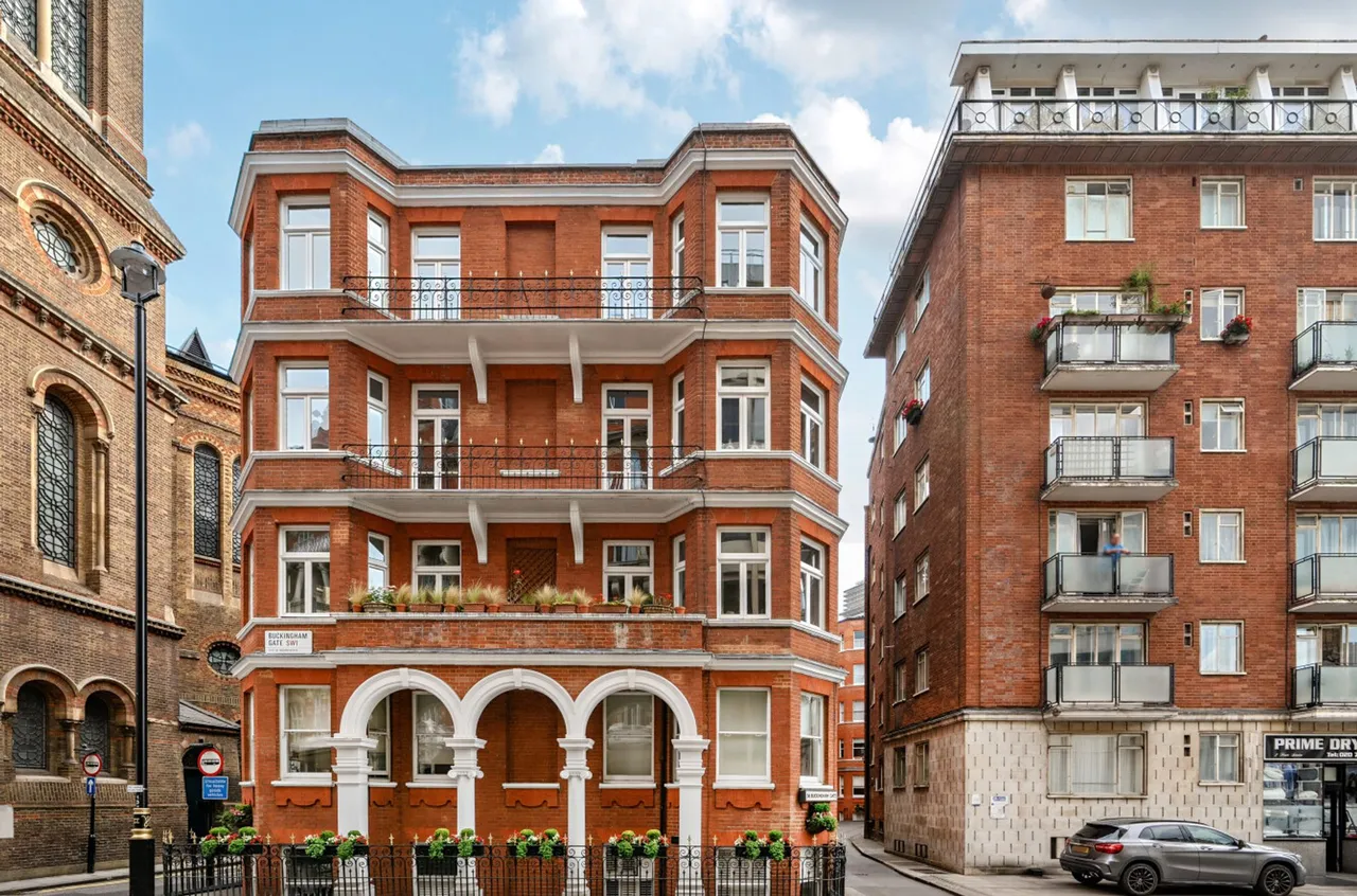 2 bed flat for sale — Flat 18, 36 Buckingham Gate, London, London, SW1E 6PB