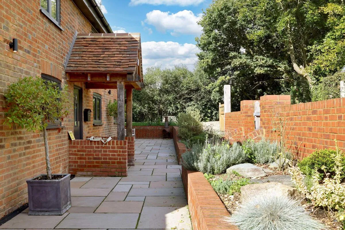 Ledgemore Lane, Great Gaddesden, HP2, photo 30