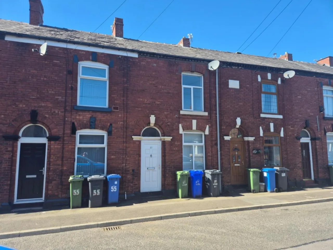 2 bed house to rent — Leam Street, Ashton-Under-Lyne
