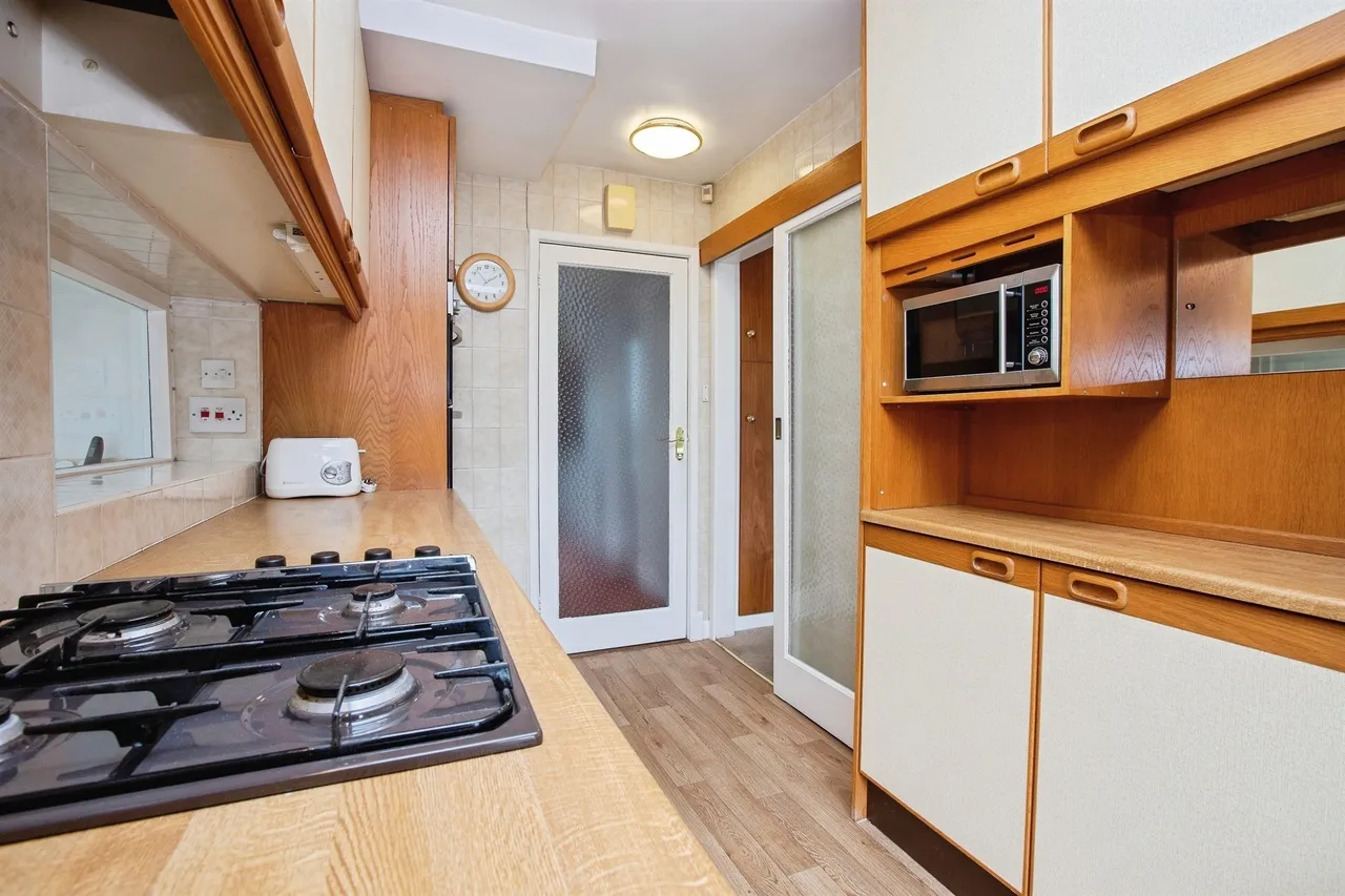 Abbey Road, Eastwood, NG16, photo 9