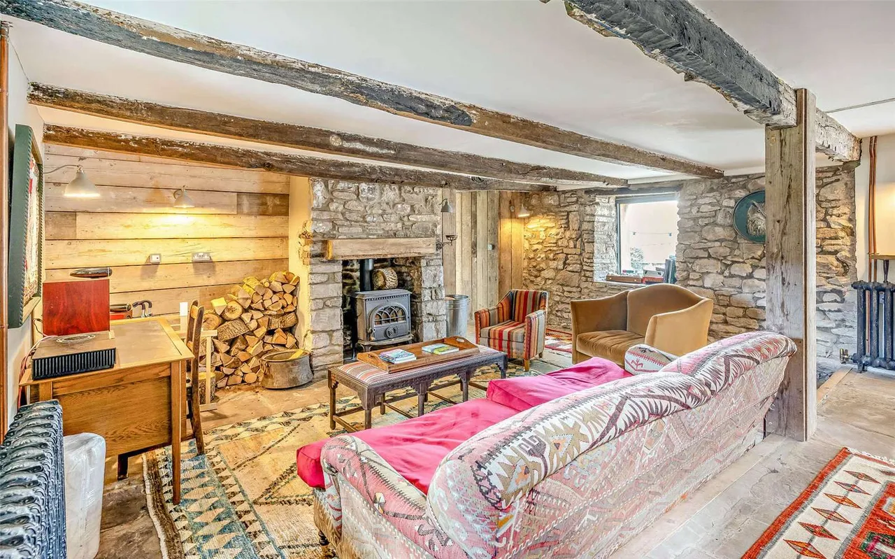 Hillside, Llangattock, Crickhowell, Powys, NP8 1LH, photo 3