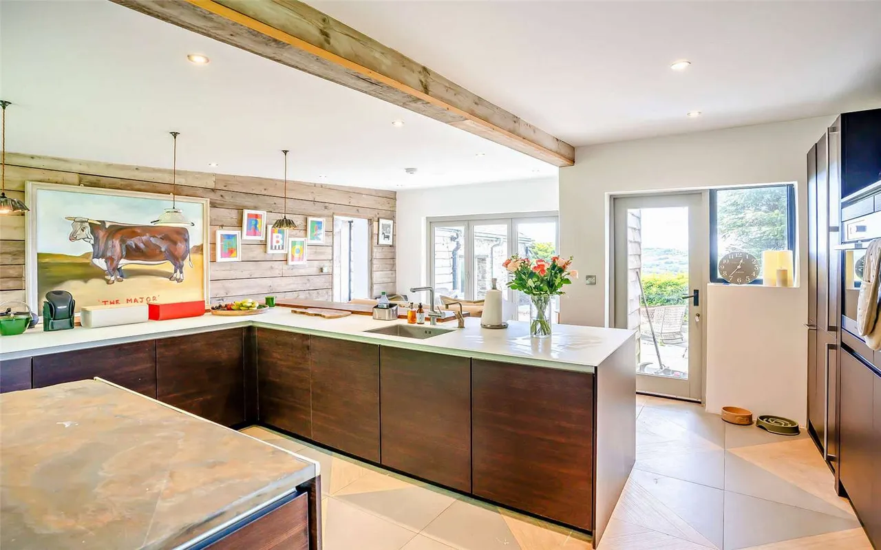 Hillside, Llangattock, Crickhowell, Powys, NP8 1LH, photo 5