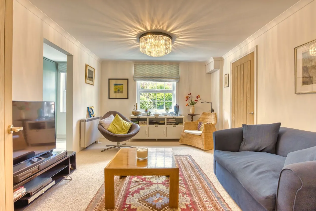 Eastgate Gardens, Taunton, TA1, photo 3