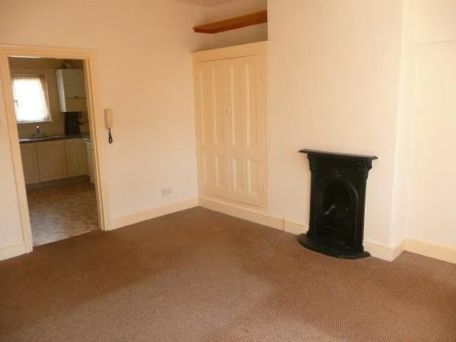 Ranelagh Road, Wellingborough, NN8, photo 3