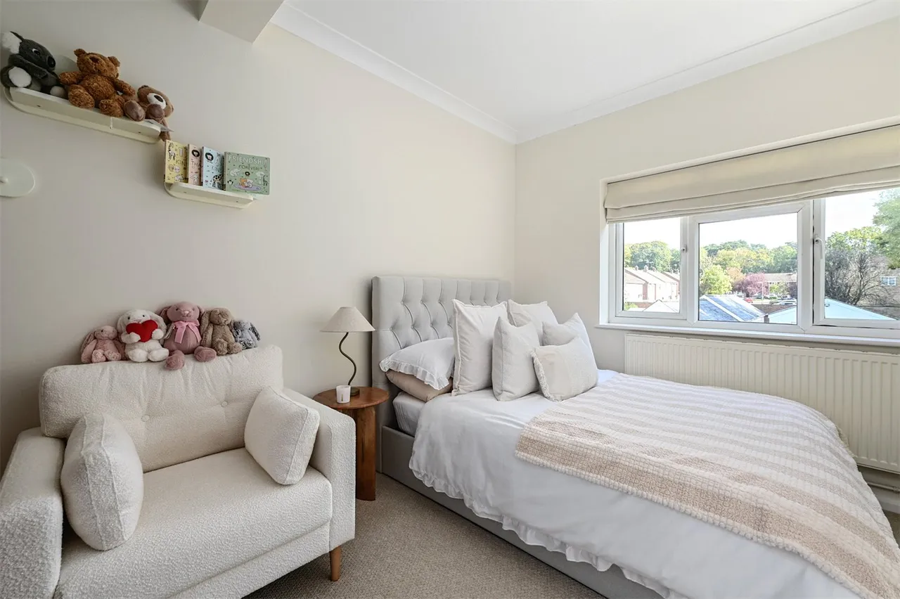 Salisbury Grove, Mytchett, Camberley, Surrey, GU16 6DA, photo 9