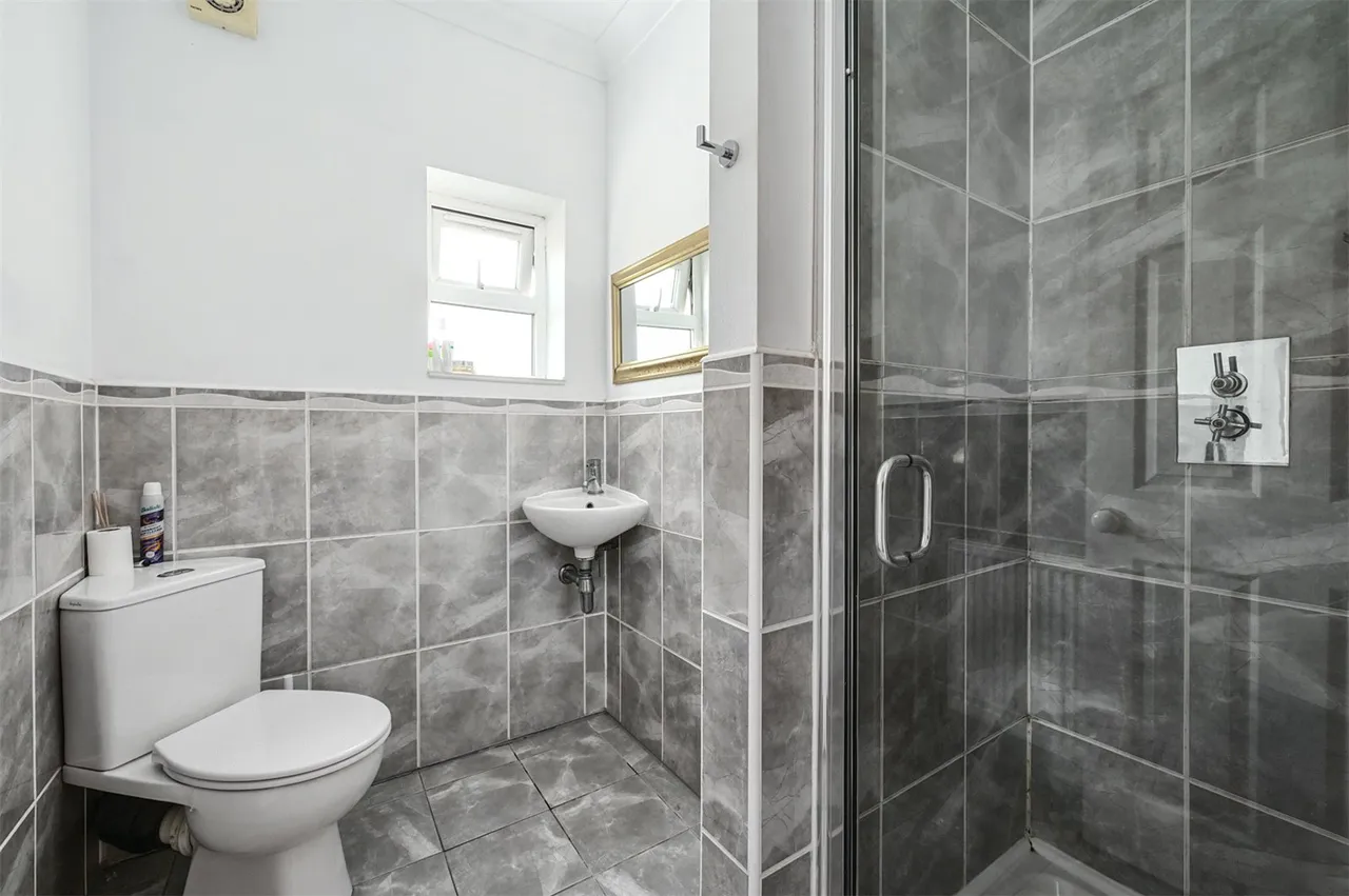 Salisbury Grove, Mytchett, Camberley, Surrey, GU16 6DA, photo 10