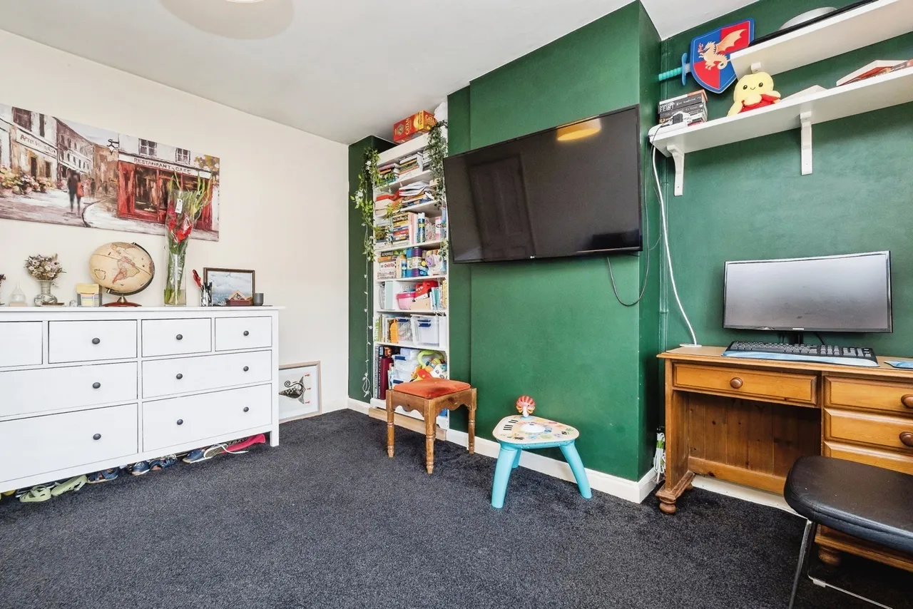 Arden Crescent, Dagenham, RM9, photo 12