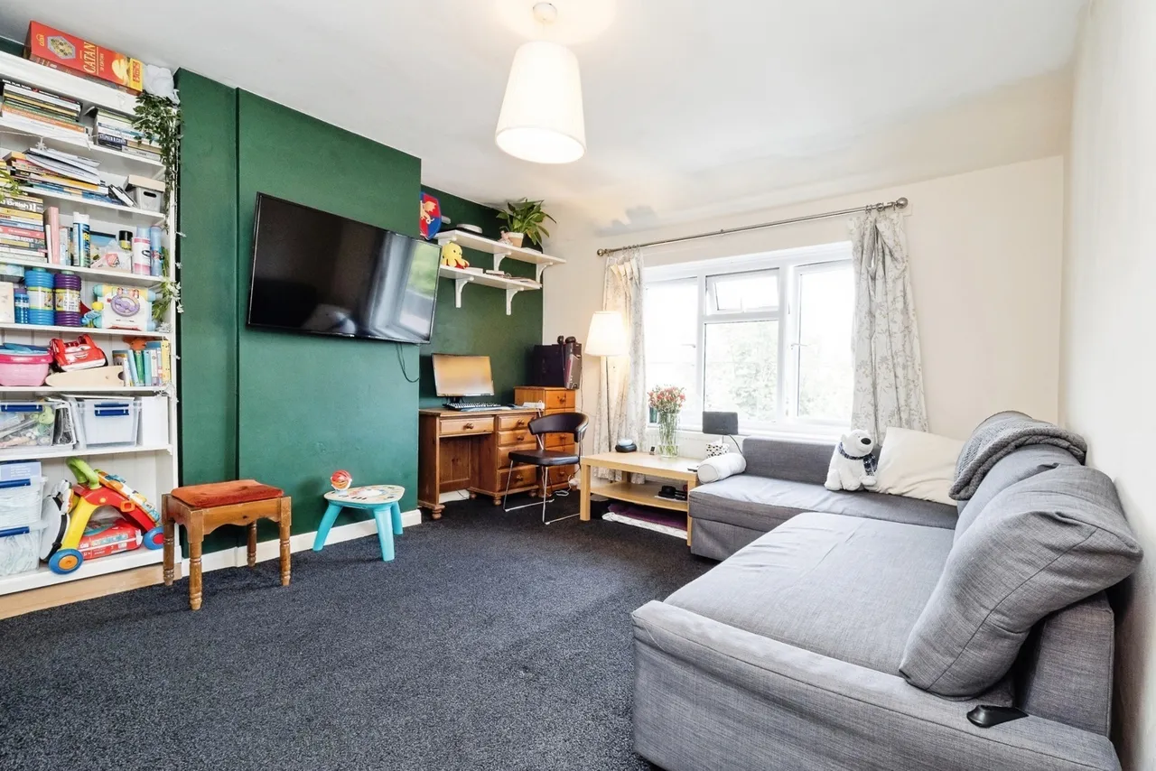 Arden Crescent, Dagenham, RM9, photo 8