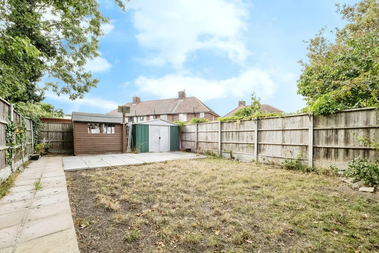 Arden Crescent, Dagenham, RM9, photo 4