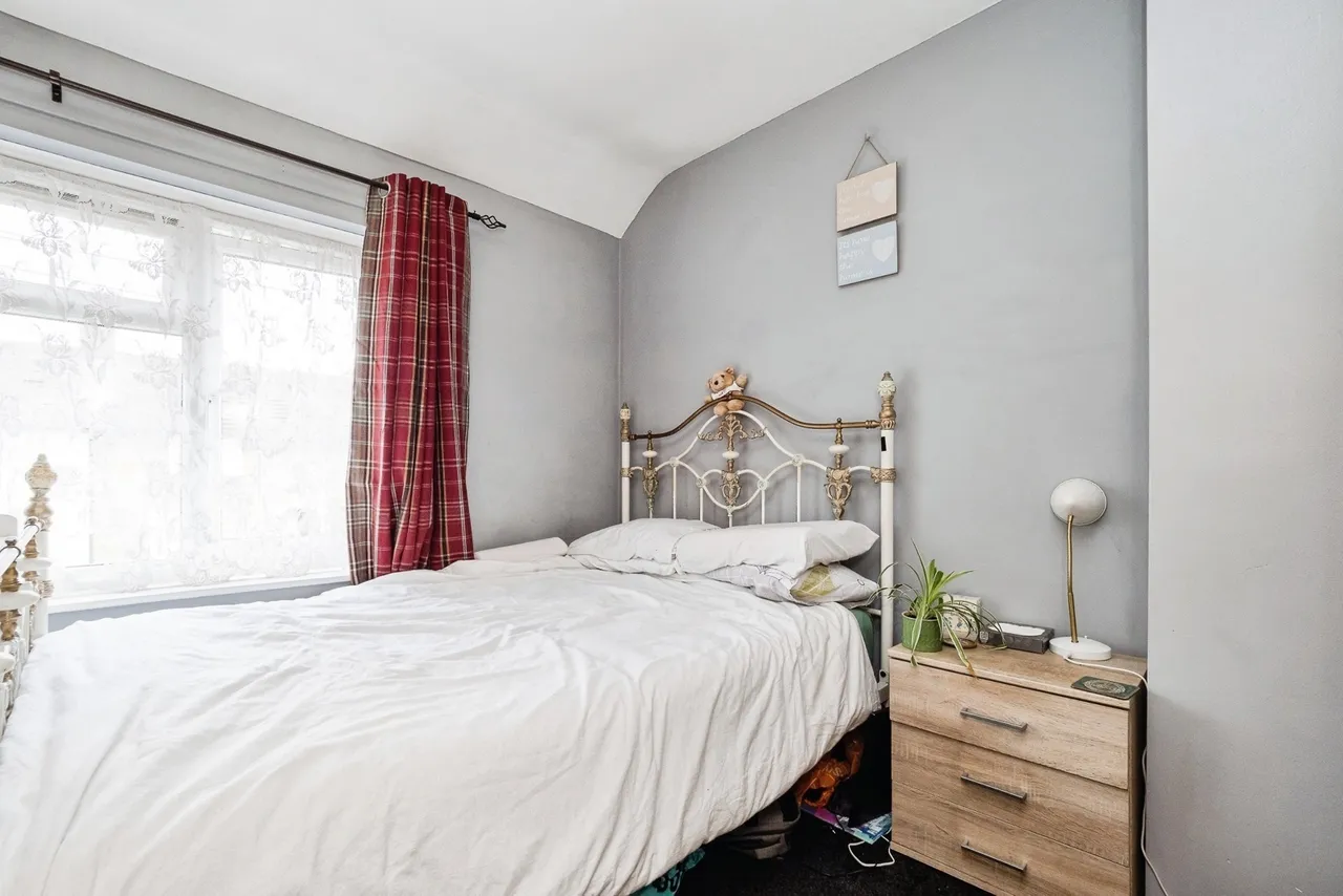 Arden Crescent, Dagenham, RM9, photo 7