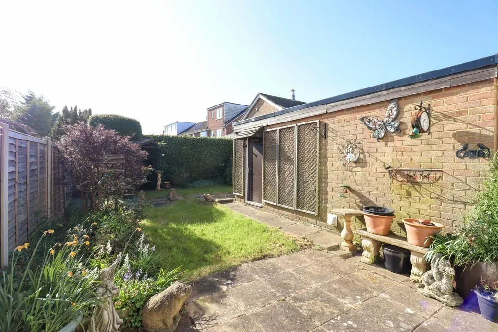 Nene Drive, Bletchley, Milton Keynes, Buckinghamshire, MK3 7BY, photo 15