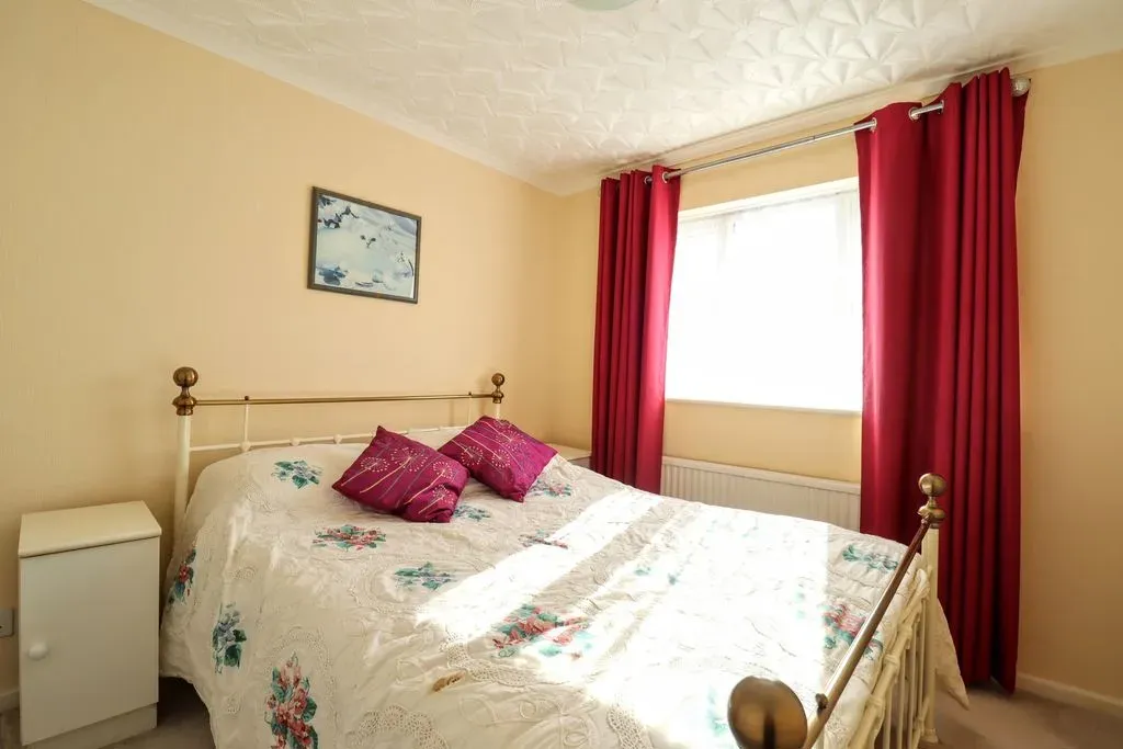 Nene Drive, Bletchley, Milton Keynes, Buckinghamshire, MK3 7BY, photo 4