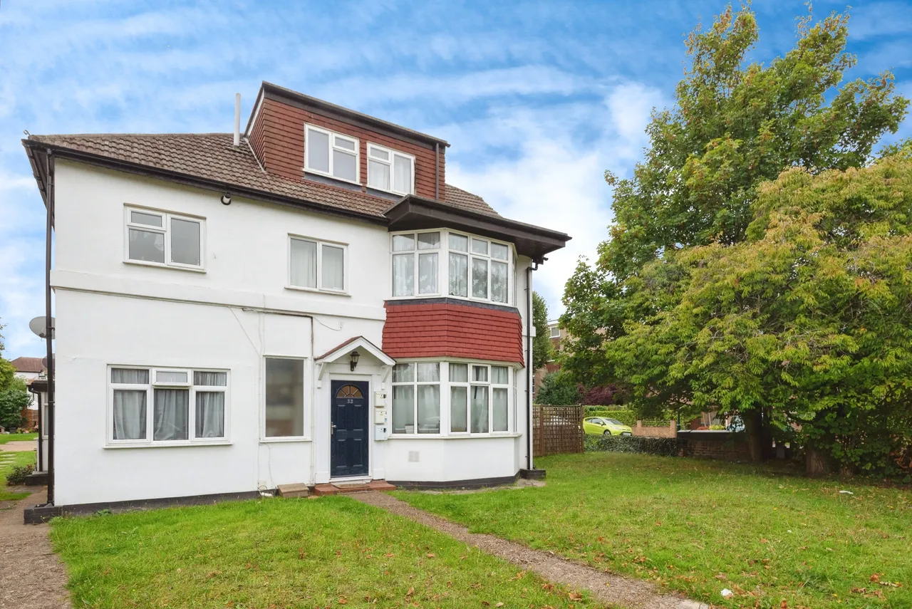 1 bed flat for sale, Camden Road, Sutton, SM1