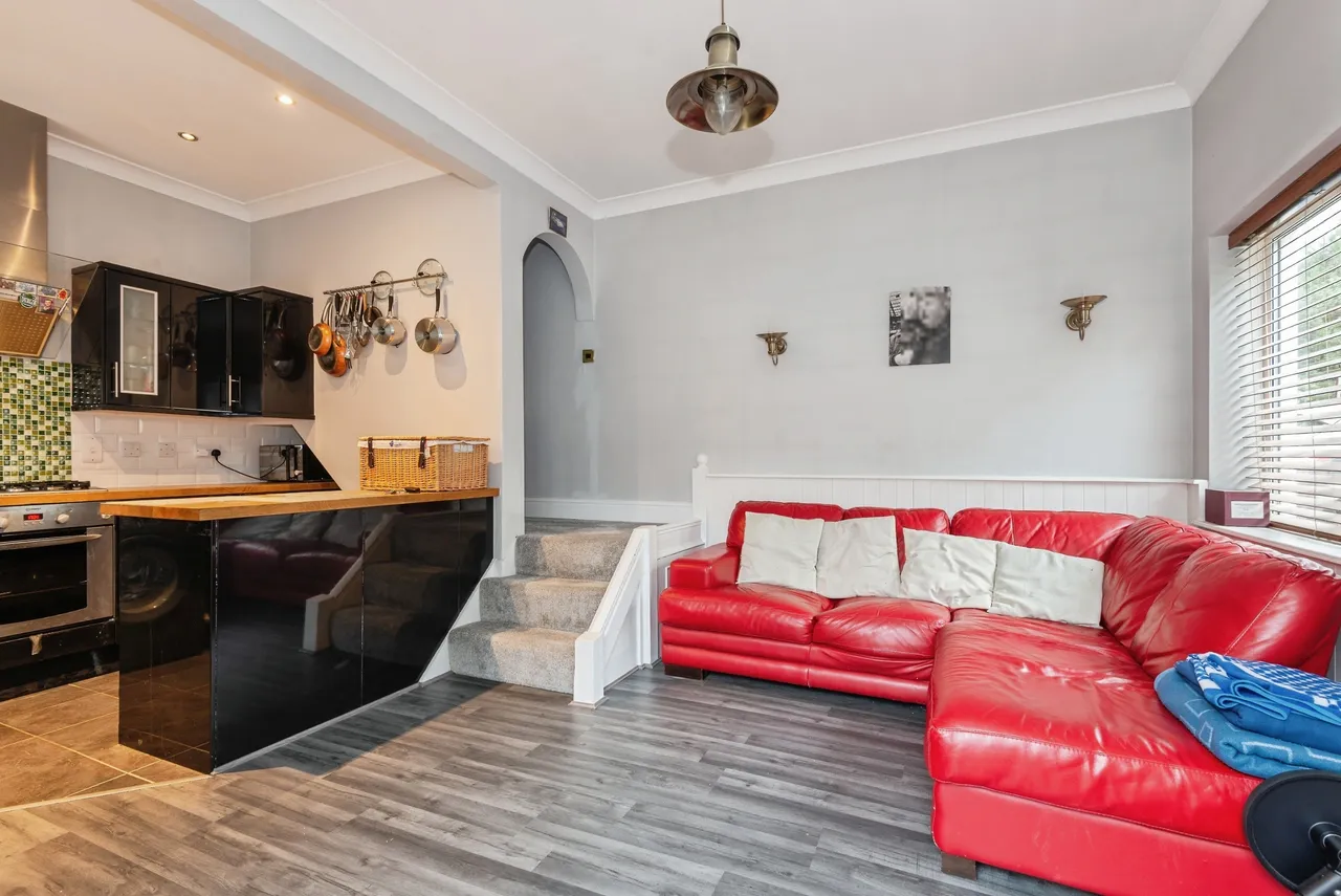 Camden Road, Sutton, SM1, photo 3