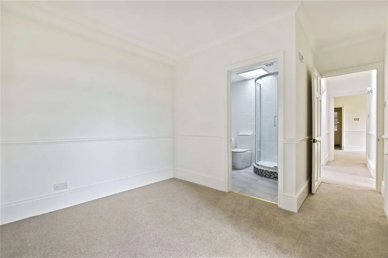 Loudwater Lane, Loudwater, WD3, photo 6
