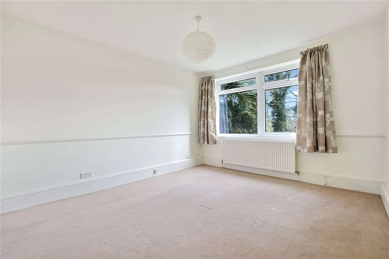 Loudwater Lane, Loudwater, WD3, photo 4