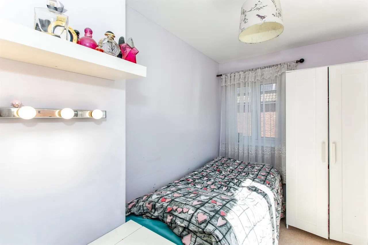 Vickers Way, Upper Cambourne, Cambridge, photo 10