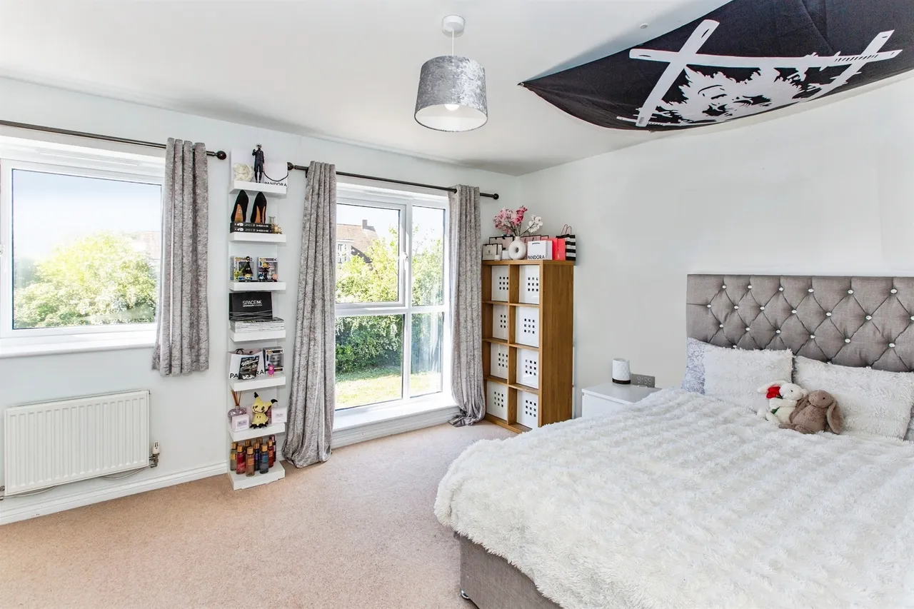 Vickers Way, Upper Cambourne, Cambridge, photo 7