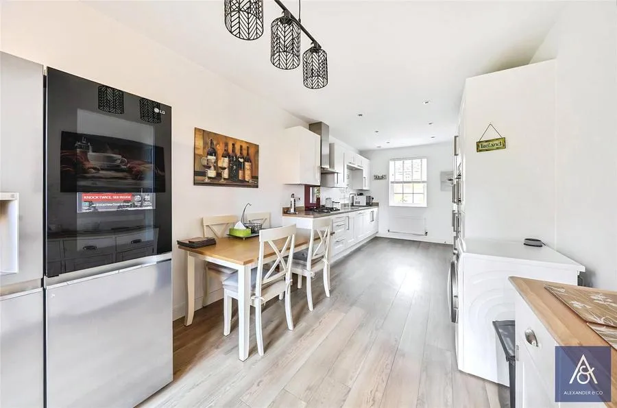 Foxhills Way, Brackley, NN13, photo 3